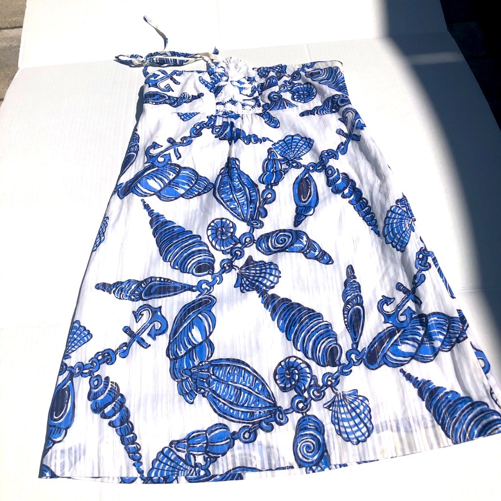 Size 8 lilly pultizer halter sundress with shirred back like new